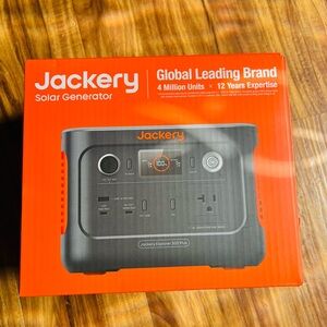 Jackery Explorer 300 Plus Portable Power Station/Solar Generator